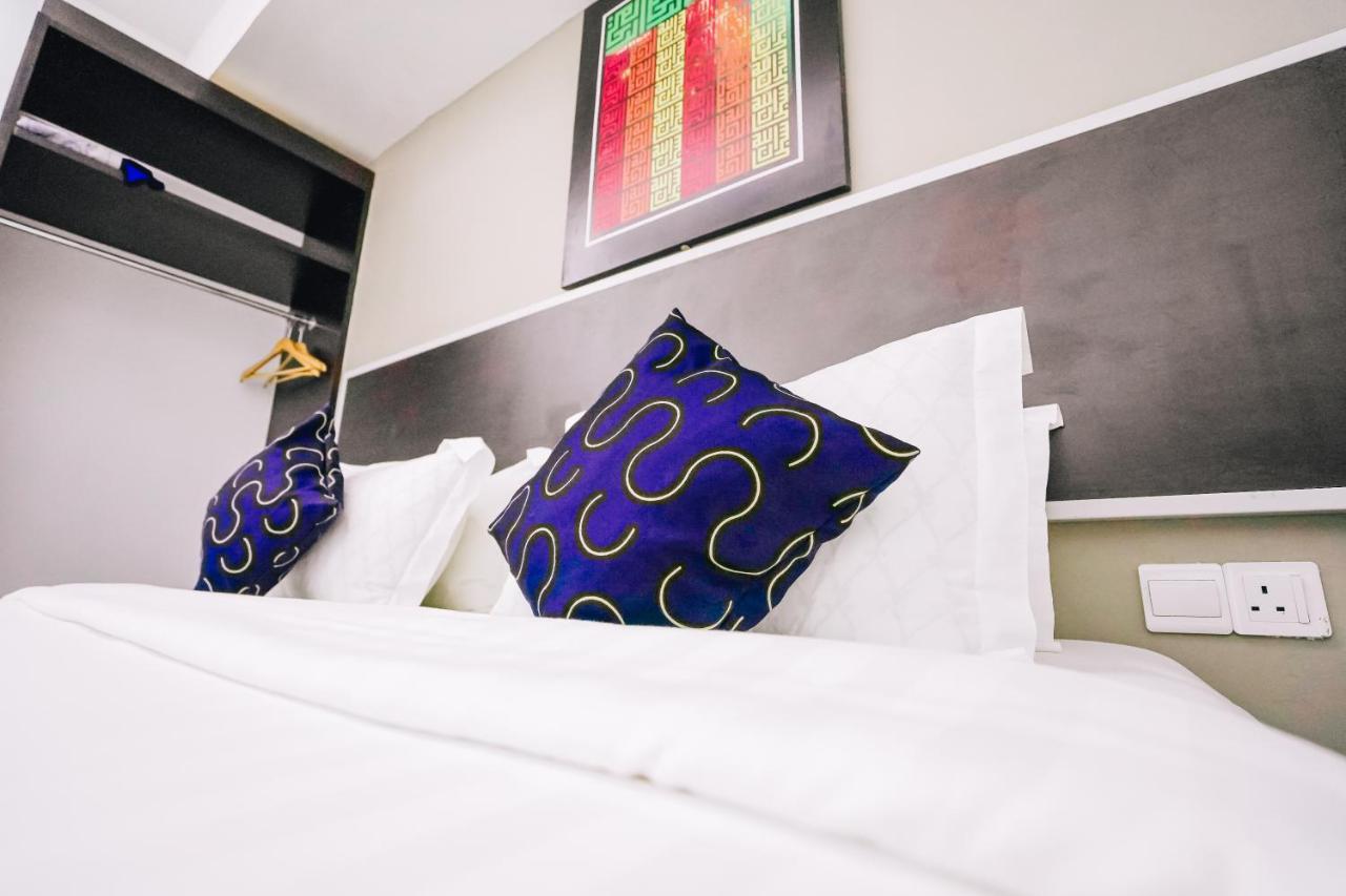 Greystone Midaris Hotel กัวลาลัมเปอร์ ภายนอก รูปภาพ